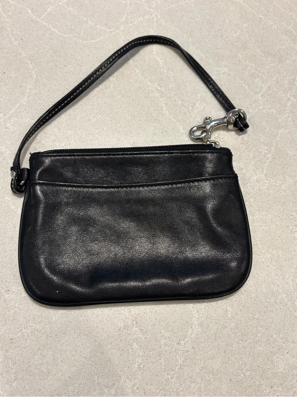 Vintage COACH SoHo Black Leather Minimalist Wristlet Zip Pouch Wallet Y2K Luxe